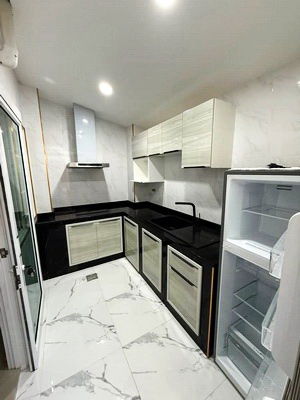 picture FOR RENT GOLDEN TOWN SATHORN / 4 bedrooms 3 bathrooms / 20 Sqw. 117 Sqm. **28,000** CLOSE TO BTS WUTTAKAT - 4/11