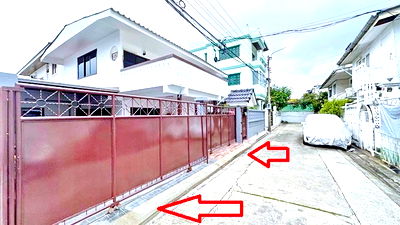 บ้านเดี่ยวให้เช่า : เหม่งจ๋าย ประชาราษฏร์บำเพ็ญ12-19 3แอร์ ไม่เคยอยู่ รัชดา คฤหาสน์ 2 ชั้น MRT ห้วยขวาง 699ม ใกล้7-11 20เมตร 3-4นอน 3ปีมีครั้ง