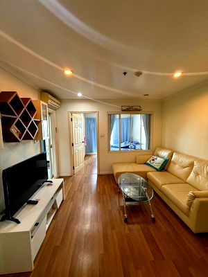 Condos for rent Silom and Sathorn Road : Code: KJ8133  for rent Lumpini Place Narathiwas - Chaopraya // Line ID: @kjcondo (with @) //