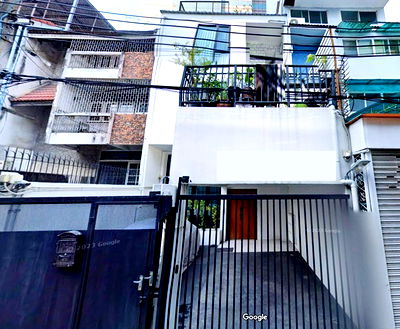 Shophouses for rent Rajanakarn Building : BTS Chong Nonsi 250m. Can be used as an Airbnb. king power mahanakhon For rent 4-story townhous