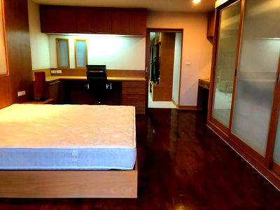 ขายคอนโด : คอนโด ขายด่วน for sale : State Tower : อาคารสเตททาวเวอร์