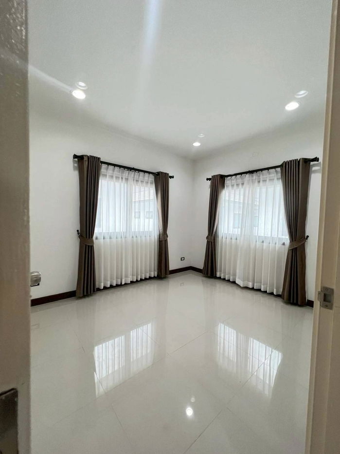 รูป ซื้อ ขาย  บ้านสวย 2 ชั้น หมู่บ้านสิรารมย์ เขาใหญ่ เขาใหญ่   ตลาดมั่งมี หนองสาหร่าย ใกล้ถนนมิตรภาพ 700 เมตร  Line ID : @951qfbfi - รูปที่ 10/20