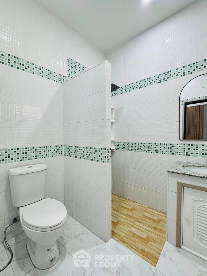 picture 3-BR House close to Pattaya (ID 2101246) - 16/20