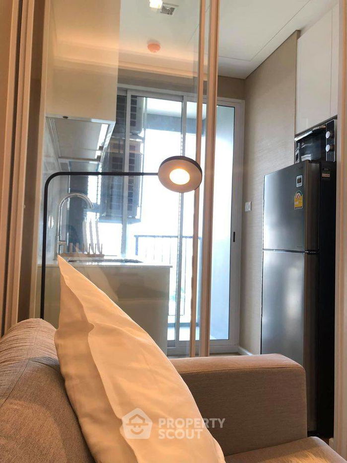 picture 1-BR Condo at The Saint Residences near MRT Phahon Yothin (ID 378736) - 4/13
