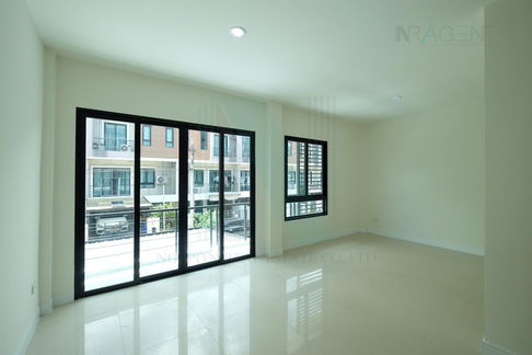 📌 ขายทาวน์เฮาส์ โครงการ เดอะ โมสท์ มีนบุรี - สามวา 3 ชั้น 6 ห้องนอน 3 ห้องน้ำ
