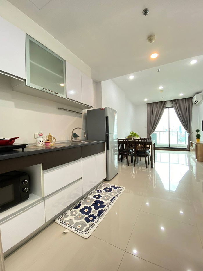 picture Urgent Rent!! Great Price! Beautifully Decorated Unit at Supalai Premier Asoke - 7/11