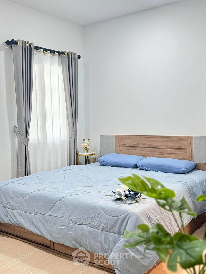 picture 3-BR House close to Pattaya (ID 2101246) - 11/20