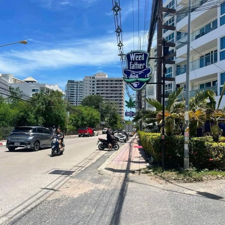 picture Land for sale at Khao Pratumnak, Soi 6, Pattaya - 2/4