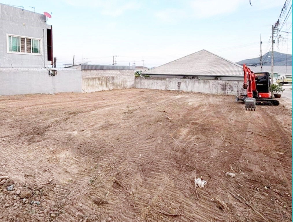 picture Land for sale in Hua Hin Soi 102, beautiful plot ready to build a house. - 2/4