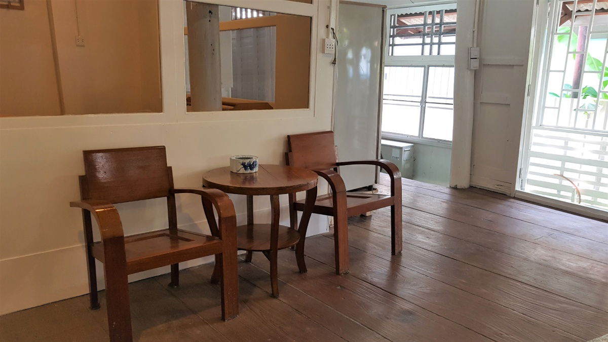 picture Newly Renovated Thai Classical house for rent only 10,500THB near Wachira Hospital, 10 mins to Khaosan 70 SQ.M. 2BR., Pantry - 3/5