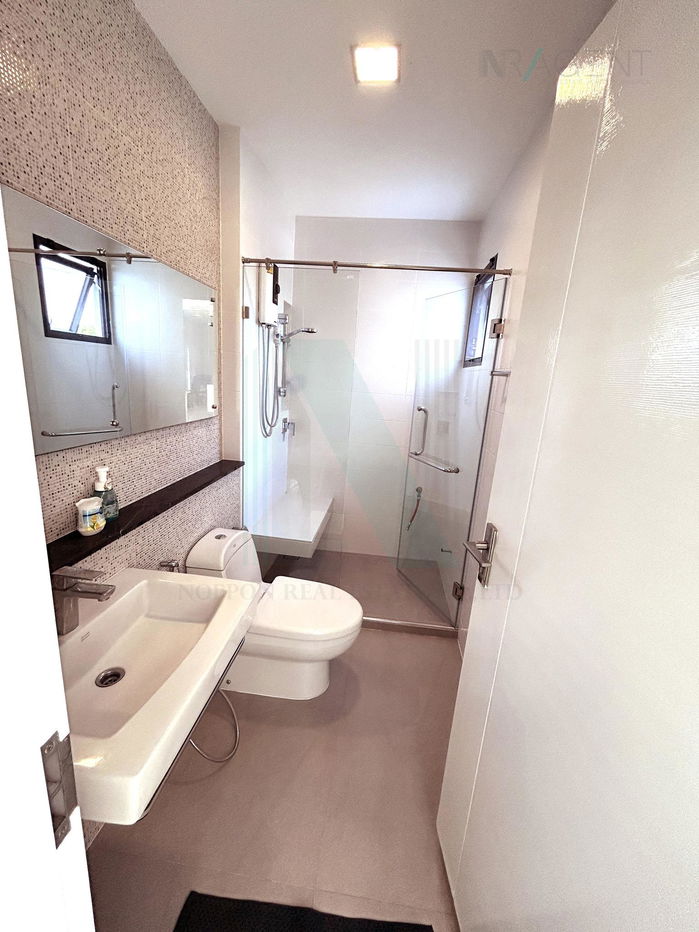 picture For Rent 2-story House MANTANA ONNUT - WONGWAEN 4 4 bedroom 3 bathroom - 7/8