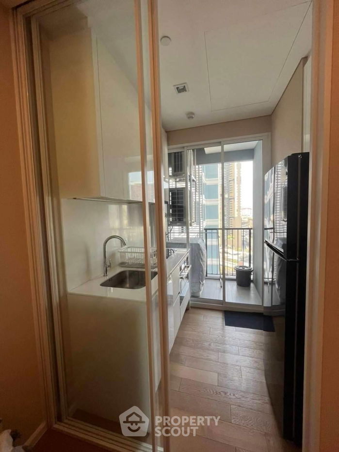 picture 1-BR Condo at The Saint Residences near MRT Phahon Yothin (ID 994731) - 3/10