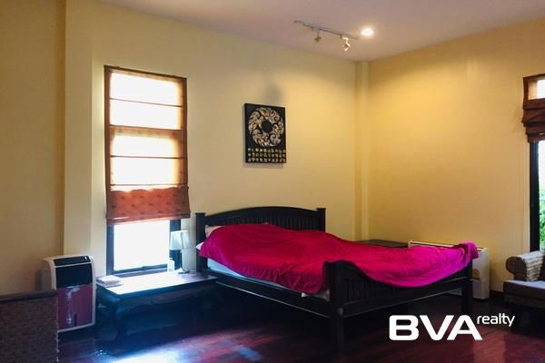 picture Baan Anda house for rent East Pattaya, 3 bedrooms , 4 bathrooms, close to Tara Pattana Intl' school - 18/34