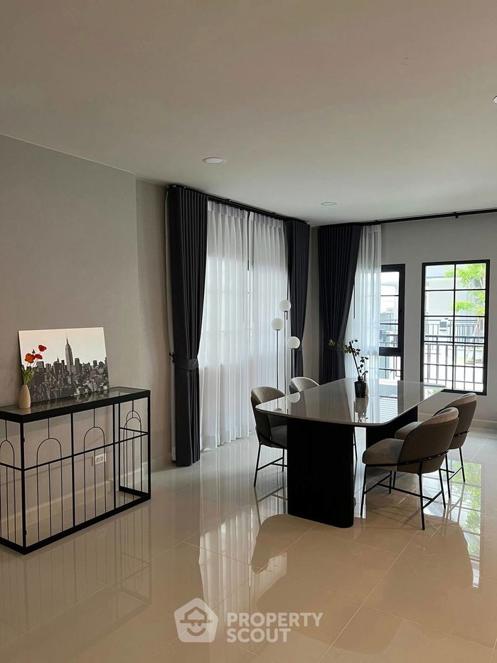 picture 1-BR House at Centro Bangna in Bang Kaeo (ID 2250661) - 7/19