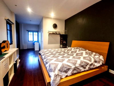 ขายบ้านเดี่ยว : ขายบ้านเดี่ยวหมู่บ้านบางกอก บูเลอวาร์ด แจ้งวัฒนะ 2 เนื้อที่ 99 ตรว หลังริม ติดสวน บิวท์อินทั้งหลังเฟอร์นิเจอร์เครื่องใช้ไฟฟ้าครบพร้อมเข้าอยู่