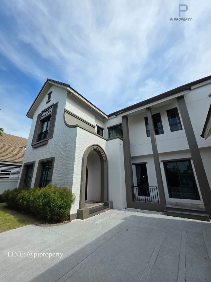 picture For Rent: Luxurious Villa in Grand Bangkok Boulevard Sukhumvit with 4 Bedrooms & 5 Bathrooms - 39/44