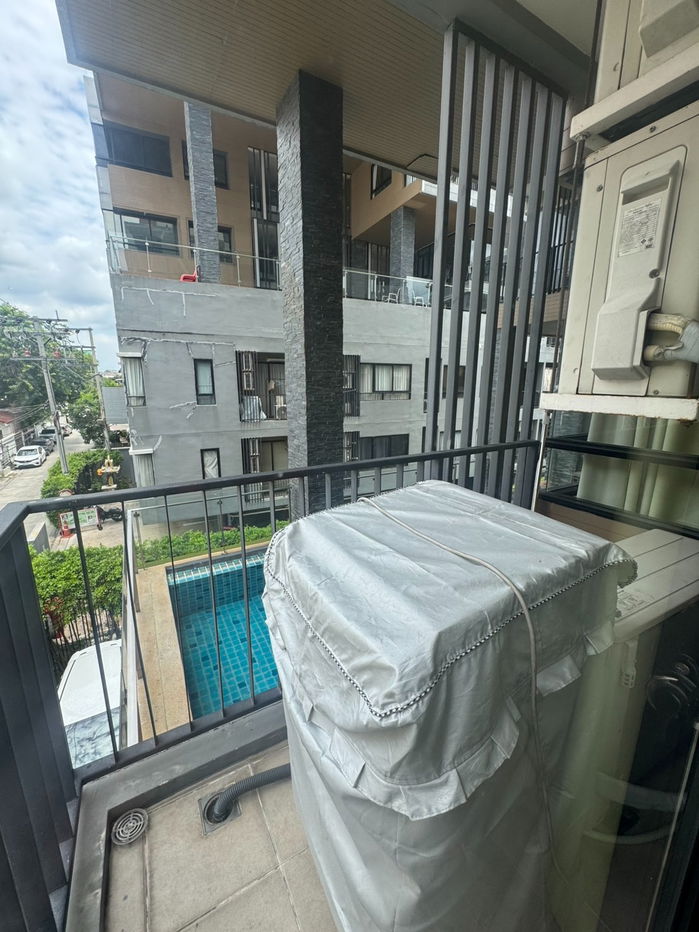 รูป ให้เช่าเอชทู คอนโด รามอินทรา 21  H2 Ramindra21 เฟอร์ไฟฟ้าครบ  แอร์ 3 เครื่อง 2 ห้องนอน 1 ห้องน้ำ มีเครื่องซักผ้า เปลี่ยนชักโครกใหม่ - รูปที่ 17/17