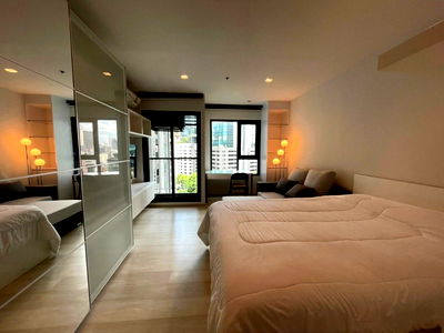 Condos for rent : 20k!!! Life One Wireless — Central Location, Great Price, Beautiful View