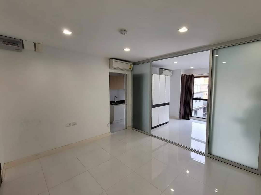 picture Urgent Rent!! Great Price! Empty Unit! The Green 3 @ Sukhumvit 101 - 6/10