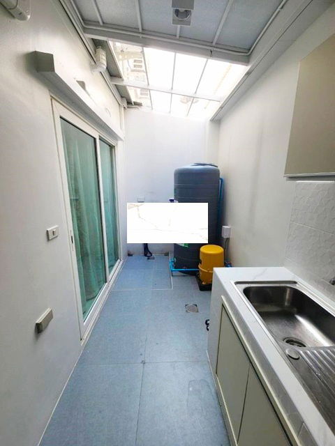picture King Mongkut's University of Technology Thonburi 2 km. Phutthabucha 36-42 house for rent townhouse 2 - 6/8