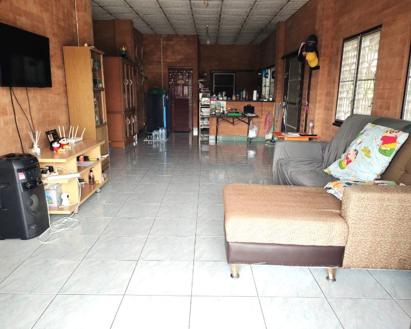รูป เงียบสงบ ร่มรื่น ใกล้ทะเล! ใกล้สนามบิน!ใกล้ร้านสะดวกซื้อ!!! ขายบ้านเดี่ยว 105 ตร.ว. พูลตาหลวง กม.10 อำเภอสัตหีบ จังหวัดชลบุรี - รูปที่ 10/19