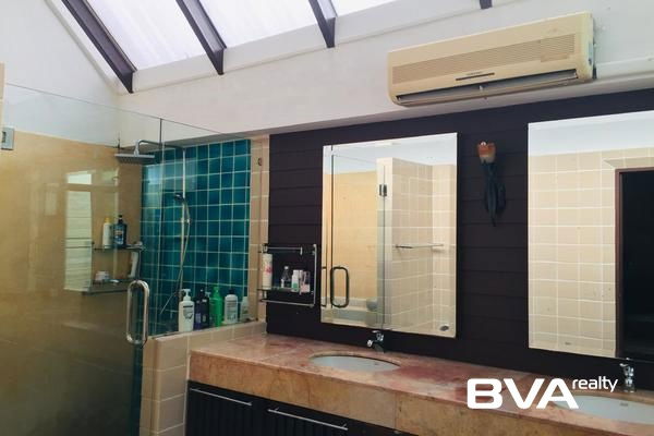 picture Baan Anda house for rent East Pattaya, 3 bedrooms , 4 bathrooms, close to Tara Pattana Intl' school - 33/34
