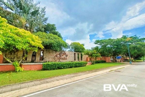 picture Baan Anda house for rent East Pattaya, 3 bedrooms , 4 bathrooms, close to Tara Pattana Intl' school - 2/34