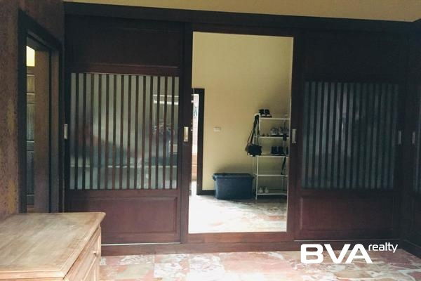 picture Baan Anda house for rent East Pattaya, 3 bedrooms , 4 bathrooms, close to Tara Pattana Intl' school - 17/34