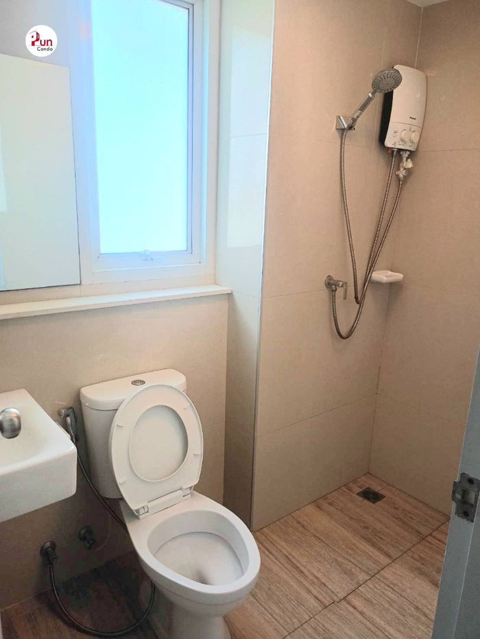 picture Rill condo for rent............ - 8/21