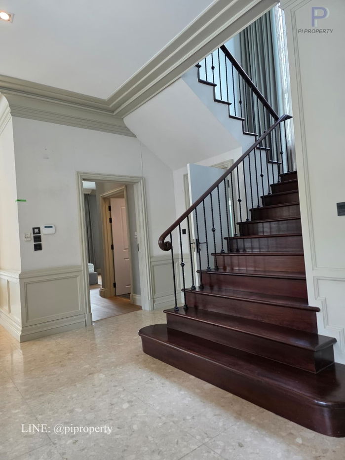 picture For Rent: Luxurious Villa in Grand Bangkok Boulevard Sukhumvit with 4 Bedrooms & 5 Bathrooms - 15/44