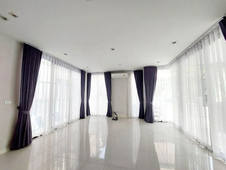 picture For rent✨ Baan Klang Muang Classe Ekkamai - Ramintra  🔥 Line ID @034etfin 📲 4 bedroom 4 bathroom - 2/9