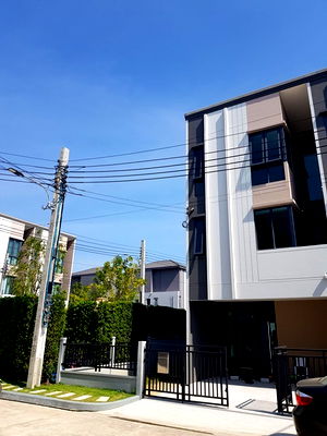 เช่าทาวน์โฮม การไฟฟ้าส่วนภูมิภาค (กฟภ.) : หลังริม 7-11 300 เมตร 3นอน เฟอร์ตรงปก! พหลโยธิน วิภาวดี รถไฟฟ้าสายสีเขียว BTSคปอ. 700ม. ให้เช่า ทาวน์โฮม 3 ชั้น 3น้ำ
