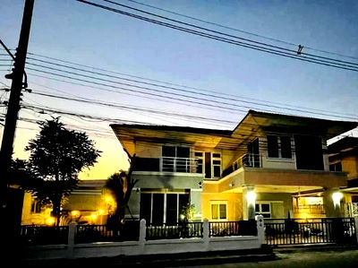 เช่าบ้านเดี่ยว ม.อีสเทิร์นเอเชีย : ให้เช่าบ้านเดี่ยวย่านถนนหทัยราษฏร์ ใกล้ตลาดมารวย โครงการหมู่บ้านถาพร หลังใหญ่ 4 ห้องนอน พร้อมอยู่