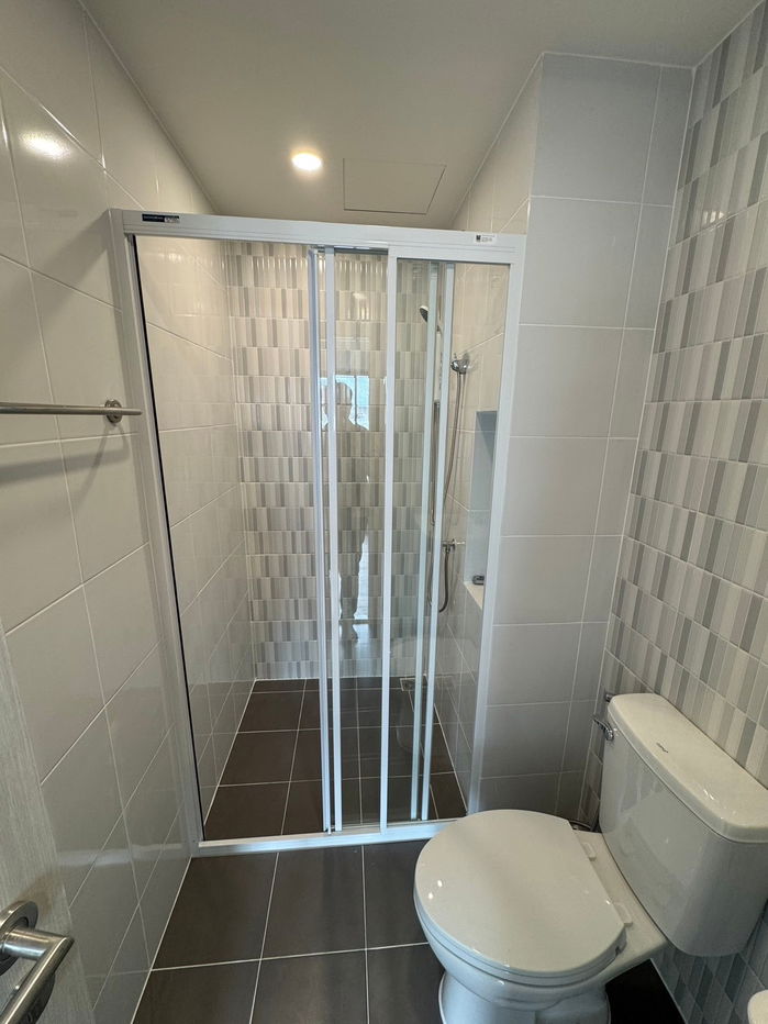 รูป AS1502 ให้เช่า V Condo Prime ลาดกระบัง ห้องใหม่ พร้อมเครื่องใช้ไฟฟ้าเฟอร์นิเจอร์ครบ - รูปที่ 10/11
