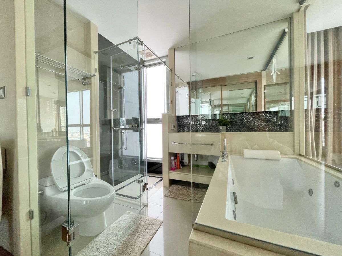 รูป For Rent Condo The Address Asoke fully furnished (S15-325580) - รูปที่ 2/14