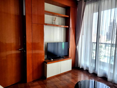 คอนโดให้เช่า : ว่างพร้อมอยู่ The Address28. 1นอน 52ตร.ม. Line id: @pfagent
