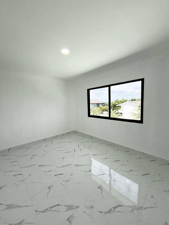 picture #R5484 🎉 040868 House for rent  Soi  Ramintra 34 Intersection 10 - 5/18