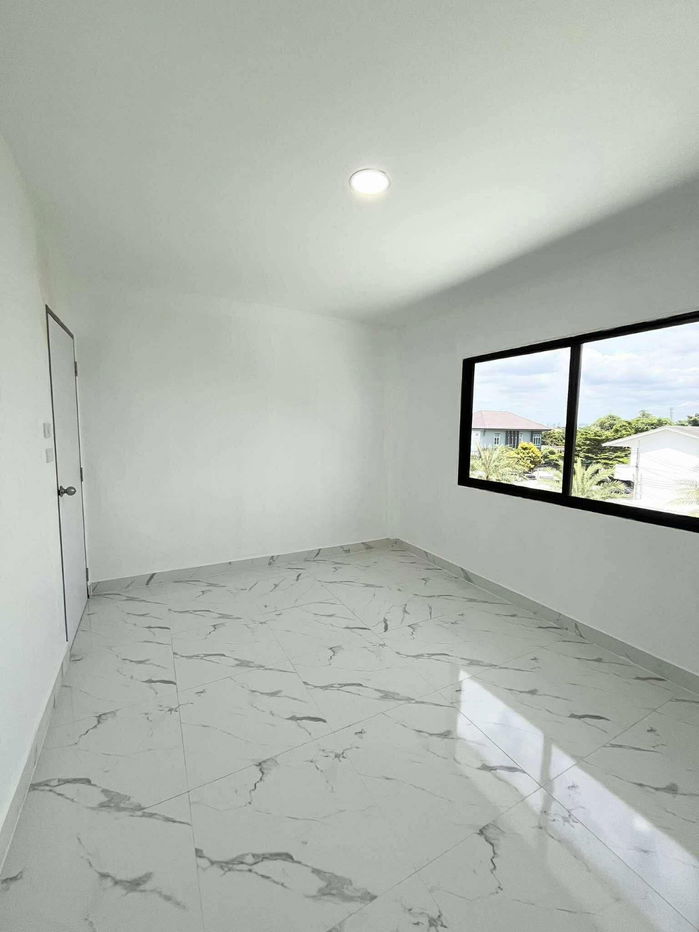 picture #R5484 🎉 040868 House for rent  Soi  Ramintra 34 Intersection 10 - 8/18