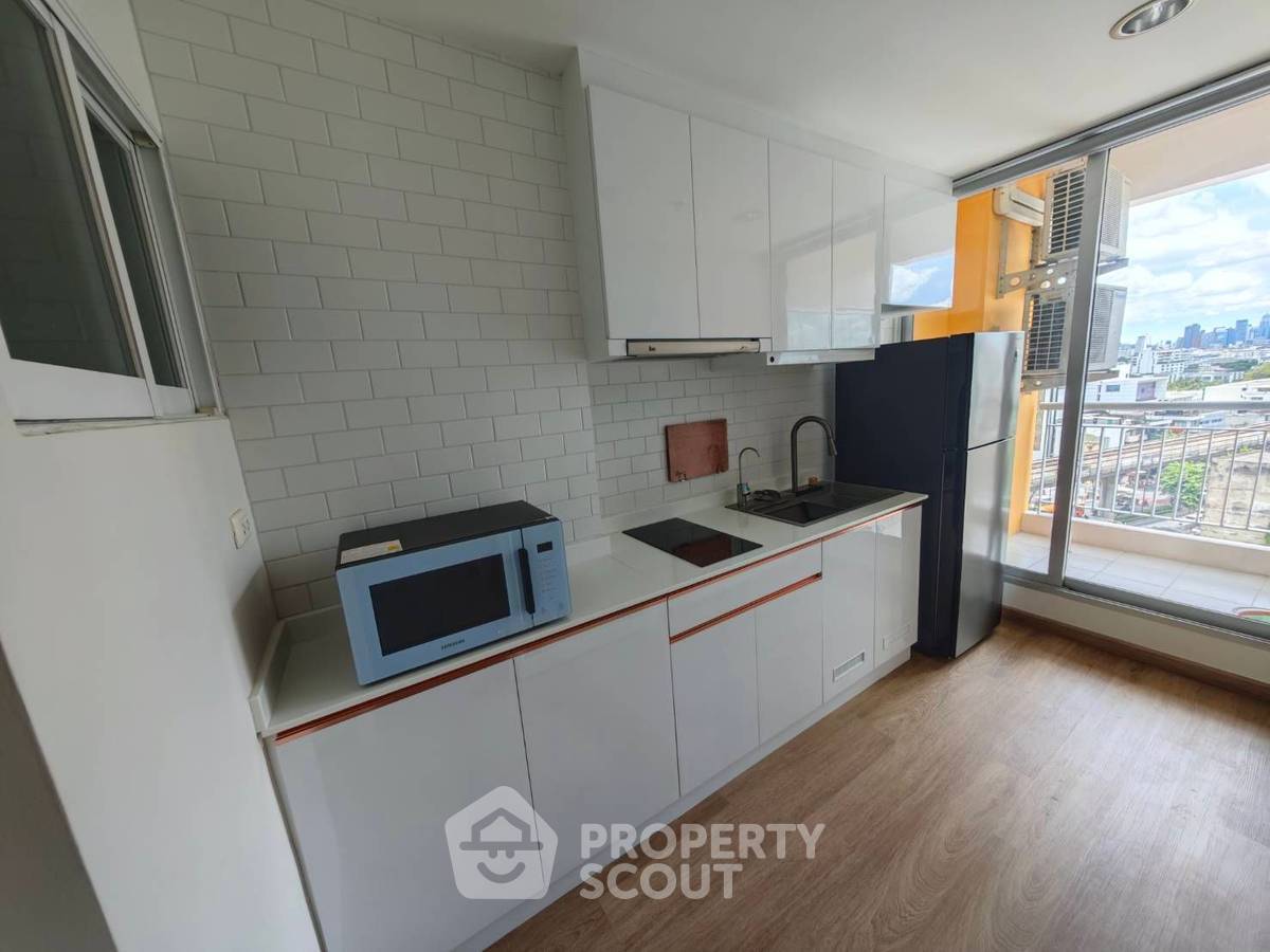 picture 2-BR Condo at Life @ Phahol-Ari near BTS Saphan Khwai (ID 1946439) - 9/18