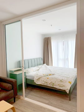 For Rent 1 Bedroom 1 Bathroom, 8th floor Tower A, Regent Home Bangna. Just 5 mins walk to BTS Bangna station.