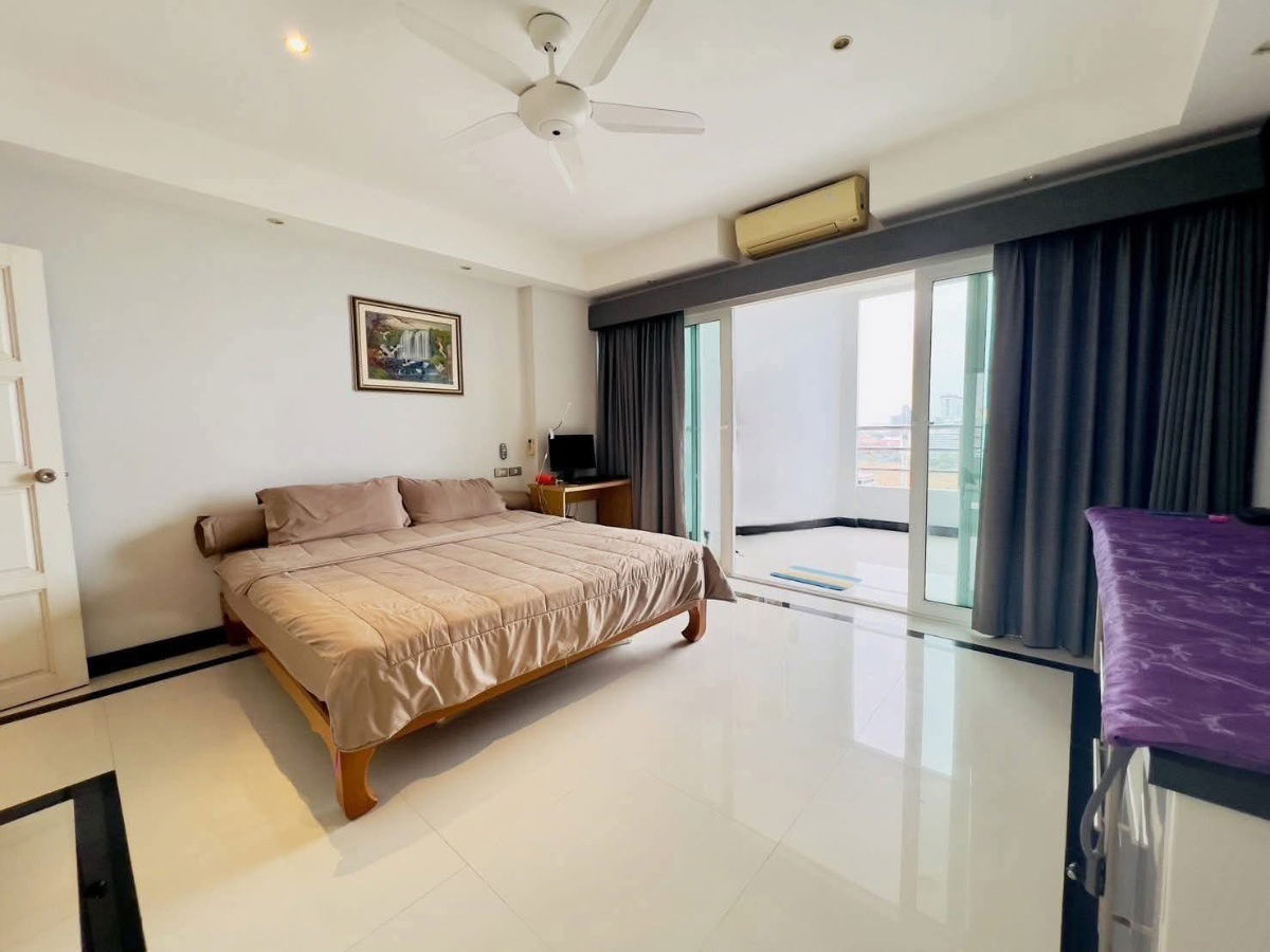 picture Luxury condo for sale in Pratumnak View Tale 3Pattaya - 19/24
