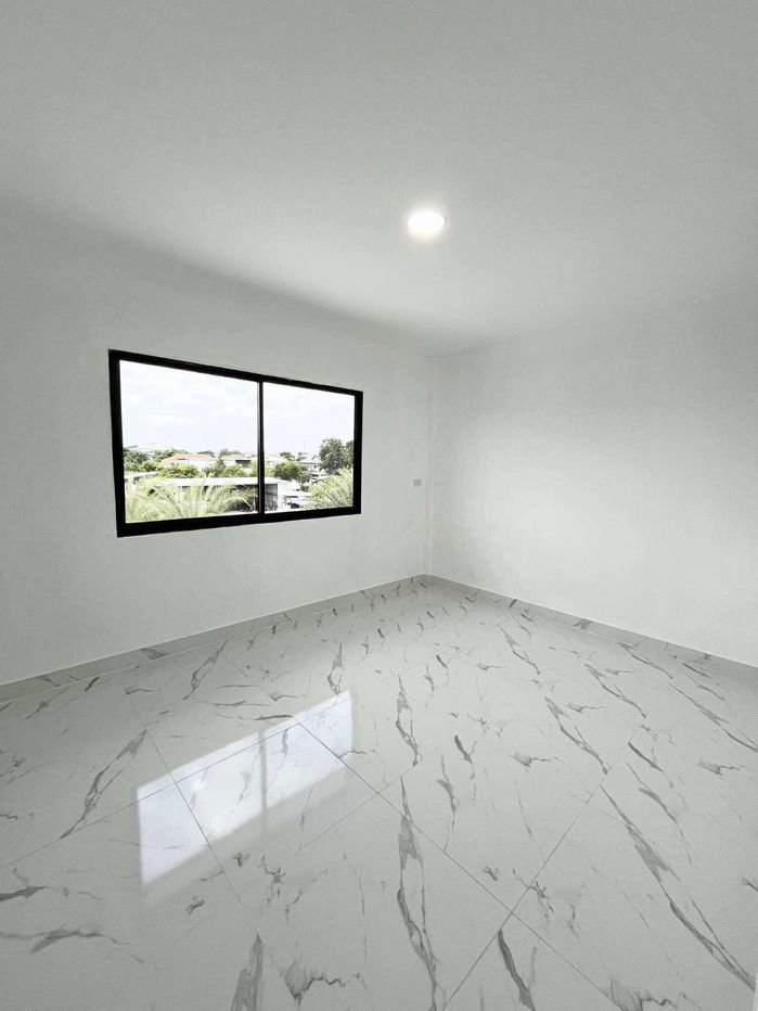 picture #R5484 🎉 040868 House for rent  Soi  Ramintra 34 Intersection 10 - 3/18