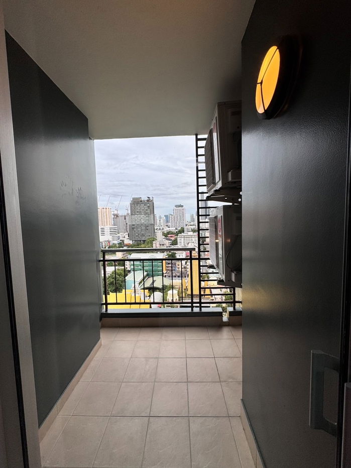 picture Code: KJ8163  for rent Supalai Park Ekkamai - Thonglor // Line ID: @kjcondo (with @) // - 13/18