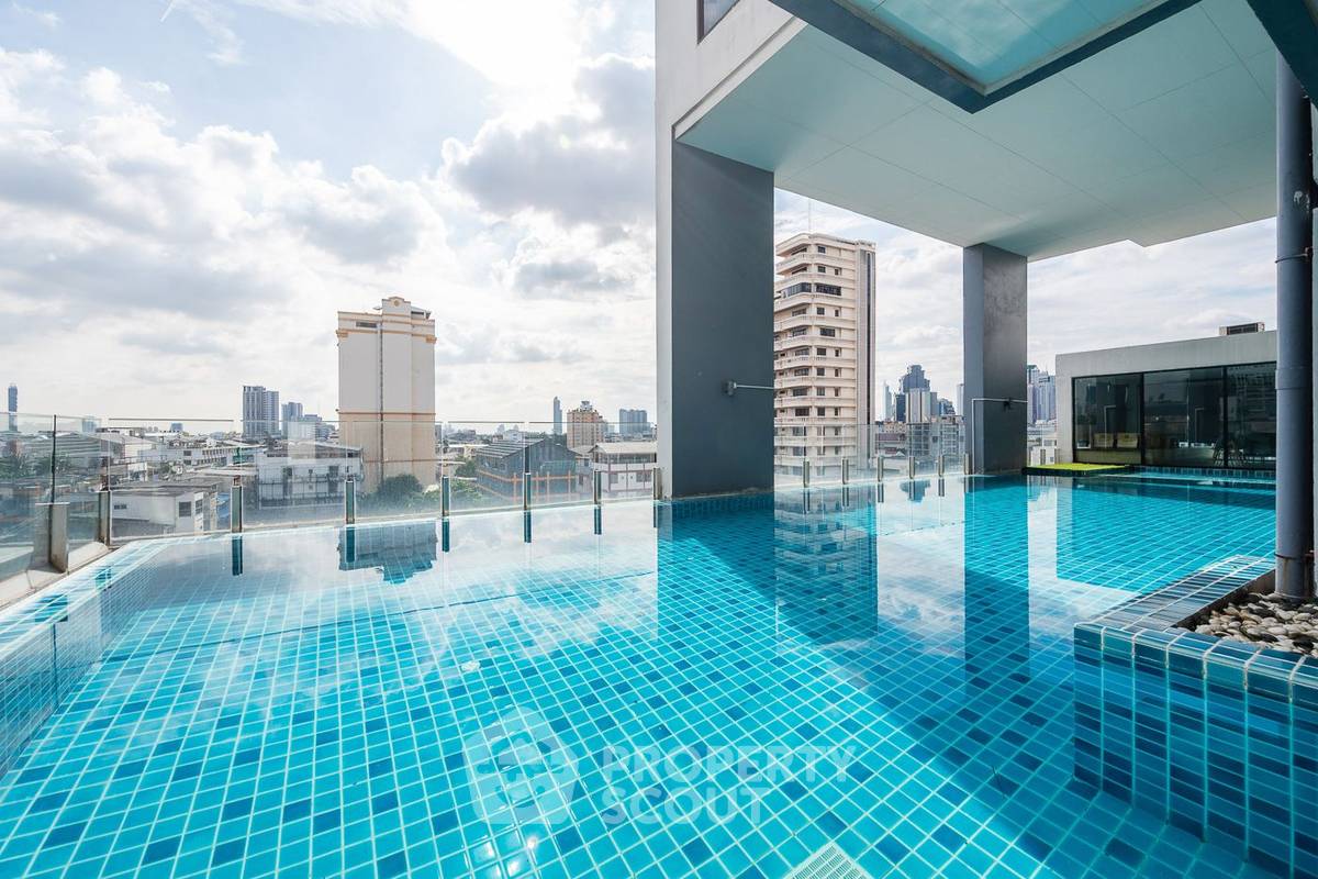 picture 2-BR Condo at Bangkok Horizon Sathorn near BTS Saint Louis (ID 1938613) - 28/40