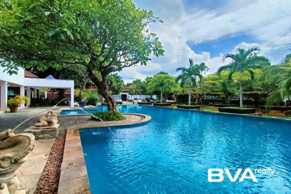 picture Baan Anda house for rent East Pattaya, 3 bedrooms , 4 bathrooms, close to Tara Pattana Intl' school - 3/34
