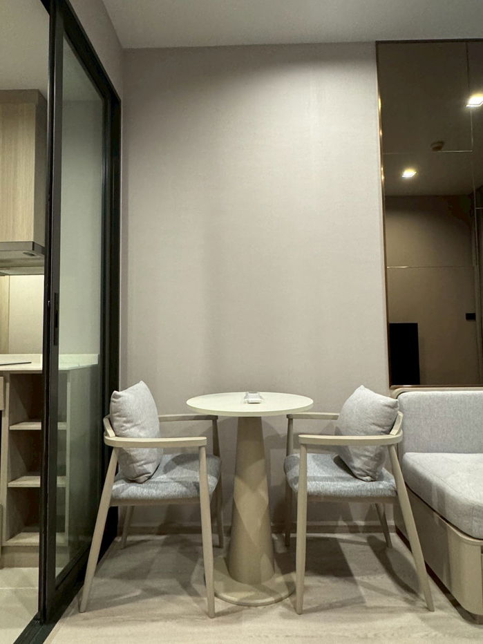picture 🏢 Room for Rent – Reference Sathorn-Wongwianyai 🔥 (Owner Post!) ✨ Brand-new unit, never rented before! ✨ 📍 Only 130 meters from BTS Wongwian Yai - 6/24