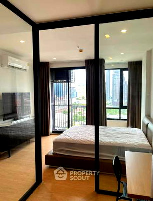 คอนโดให้เช่า : เลี้ยงสัตว์ได้ 1 ห้องนอน ชั้น 15 Maru Ekkamai 2 ใกล้ BTS เอกมัย (ID 1560401)