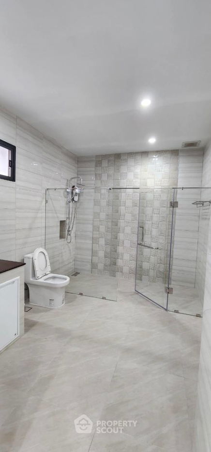 picture 5-BR House close to Sukhumvit (ID 1288943) - 11/34