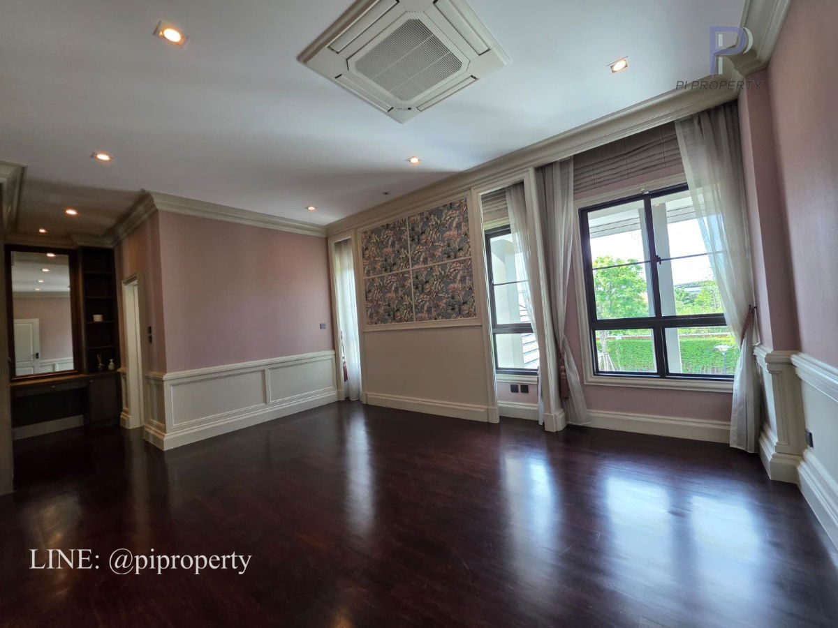 picture For Rent: Luxurious Villa in Grand Bangkok Boulevard Sukhumvit with 4 Bedrooms & 5 Bathrooms - 29/44