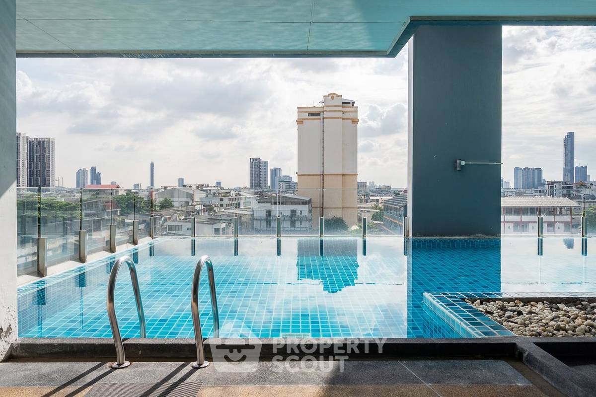 picture 2-BR Condo at Bangkok Horizon Sathorn near BTS Saint Louis (ID 1938613) - 27/40